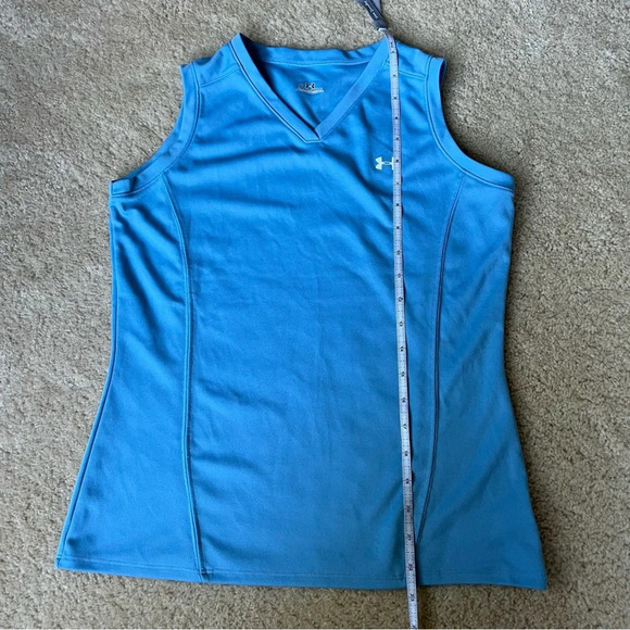 Under Armour Women’s Blue V-Neck Muscle Tank Top - Size S - EUC - 100% Polyester - Picture 7 of 7